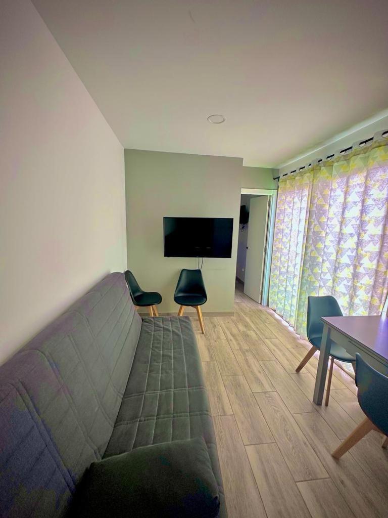 Arguineguin Beach, Penthouse Apartment And Jacuzzi 客房 照片